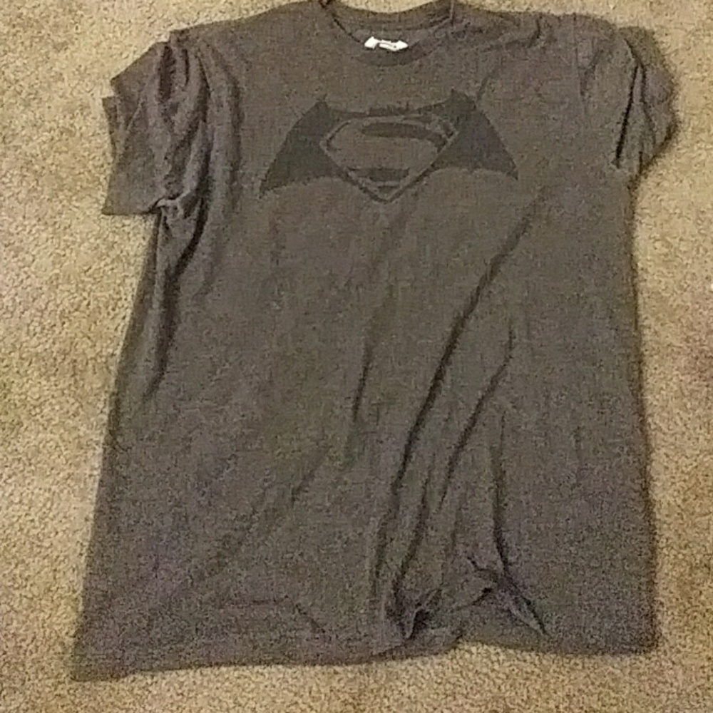 Superman vs Batman shirt